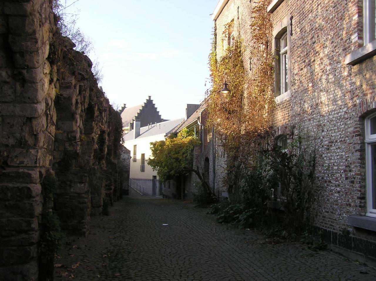 Logis Pastis Hotel Maastricht Exterior foto